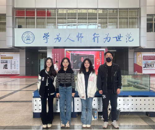 制服做爱