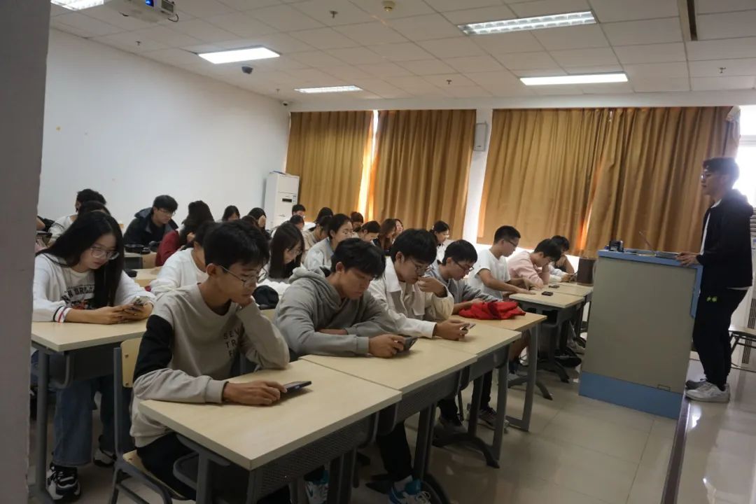 制服做爱