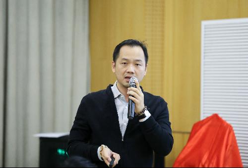 制服做爱