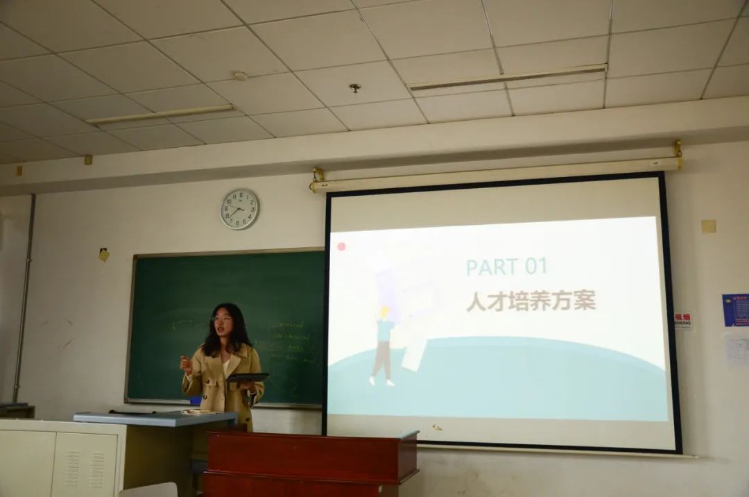 制服做爱