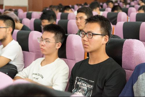 制服做爱
