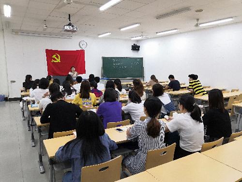制服做爱