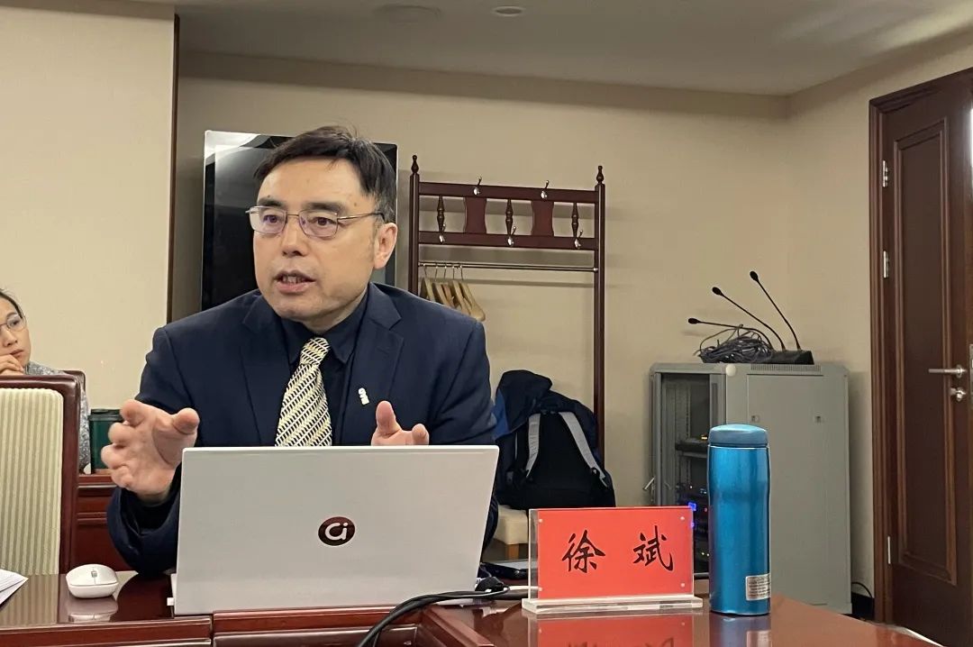制服做爱