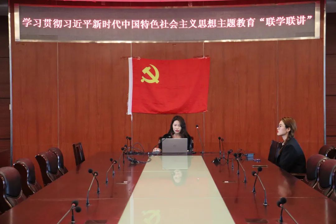 制服做爱