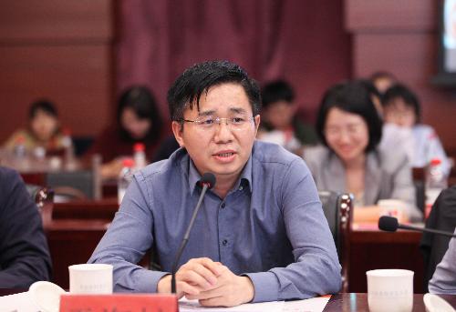制服做爱