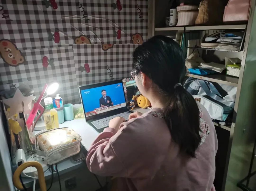 制服做爱