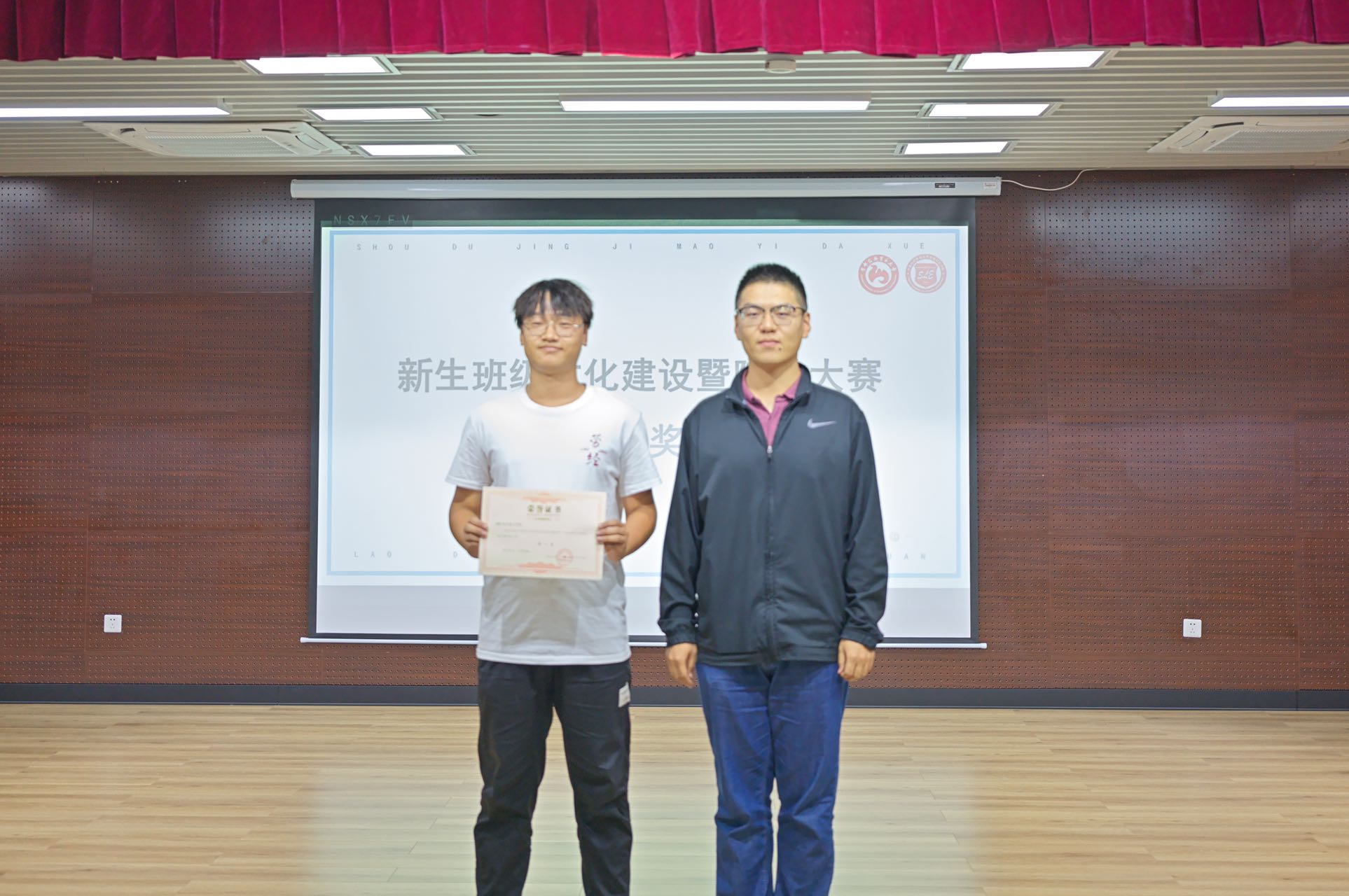 制服做爱