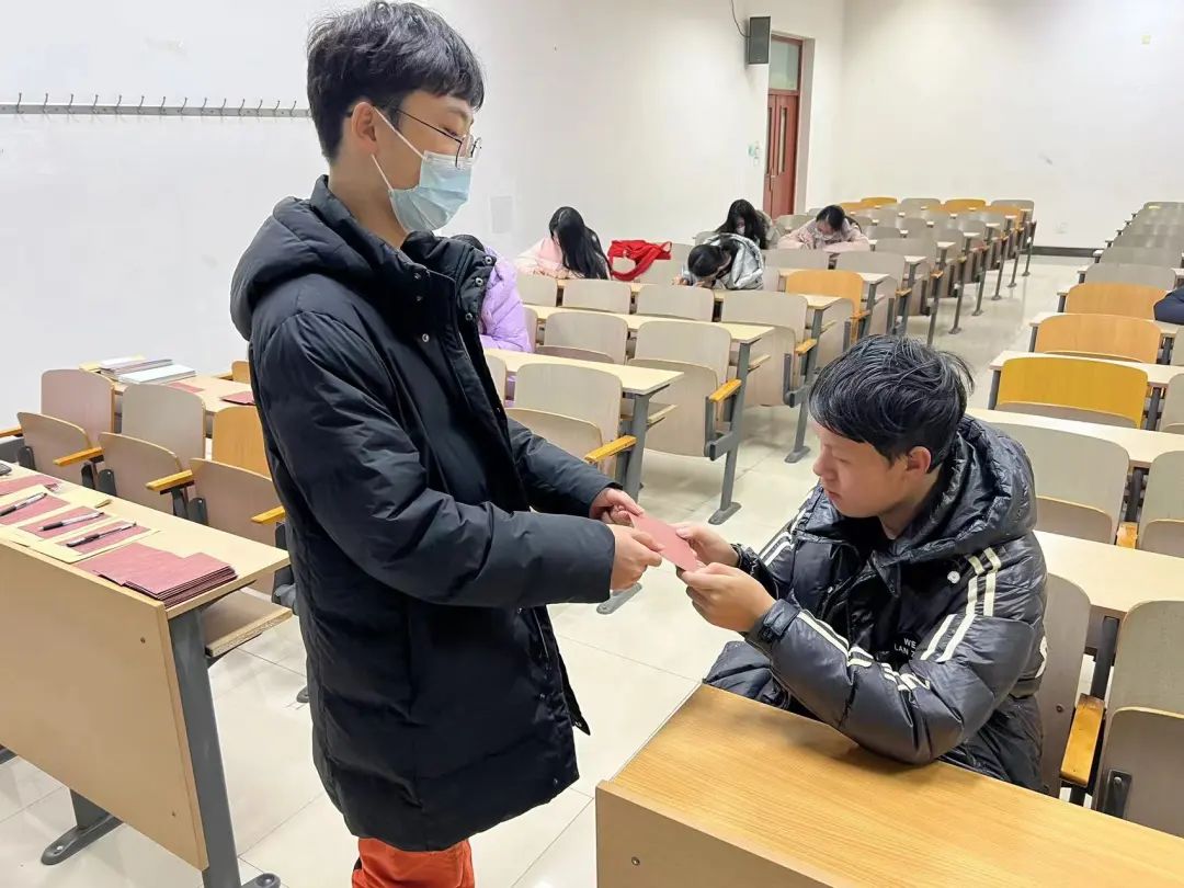 制服做爱
