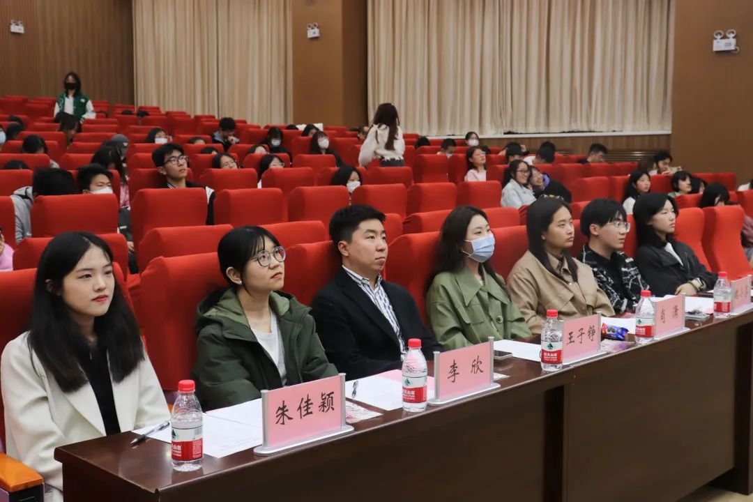 制服做爱