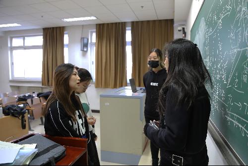 制服做爱