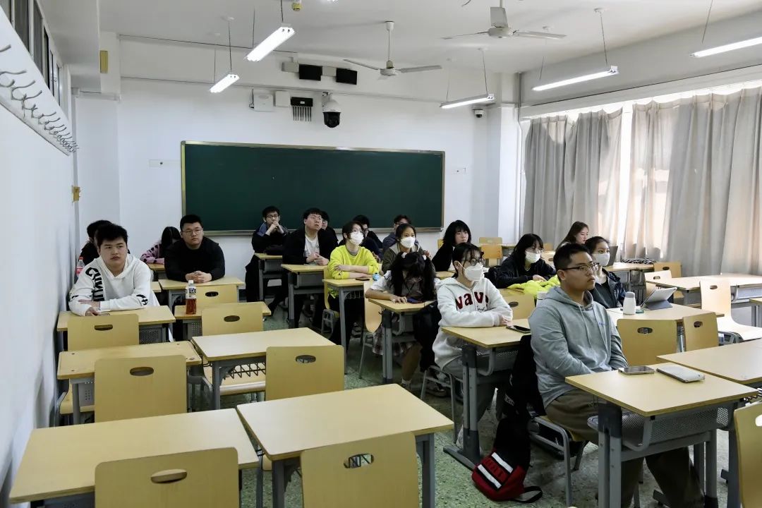 制服做爱