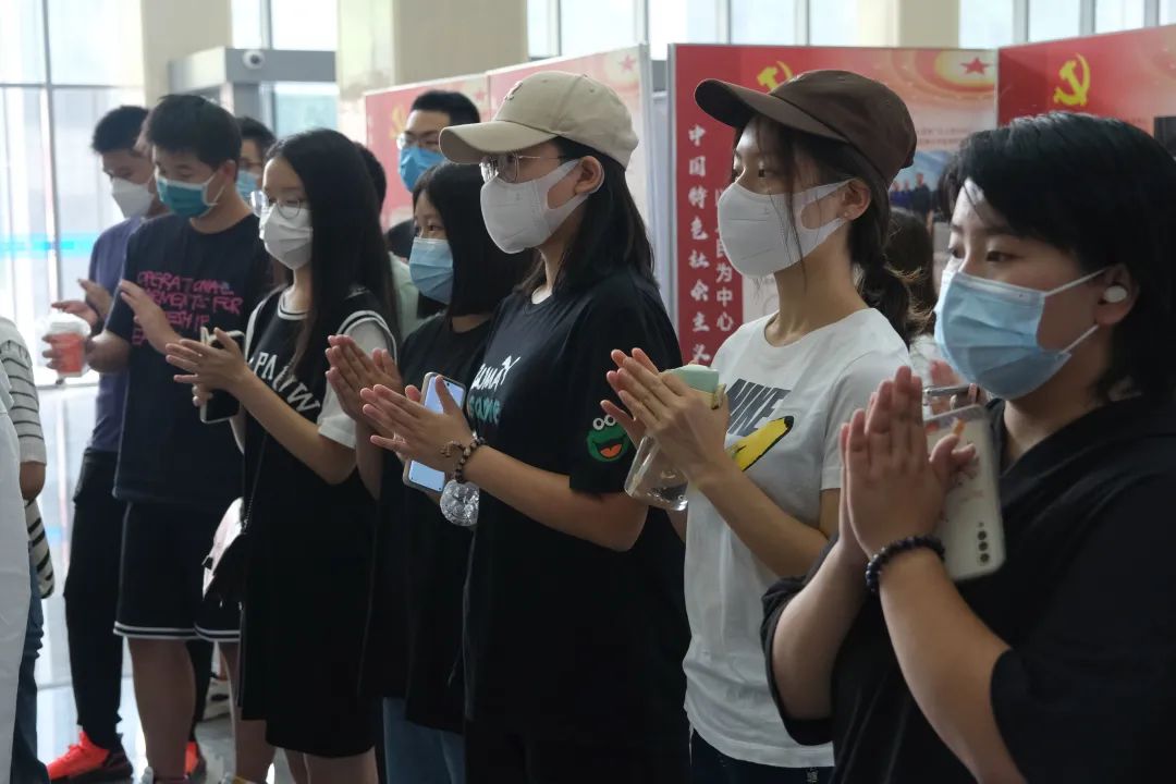 制服做爱
