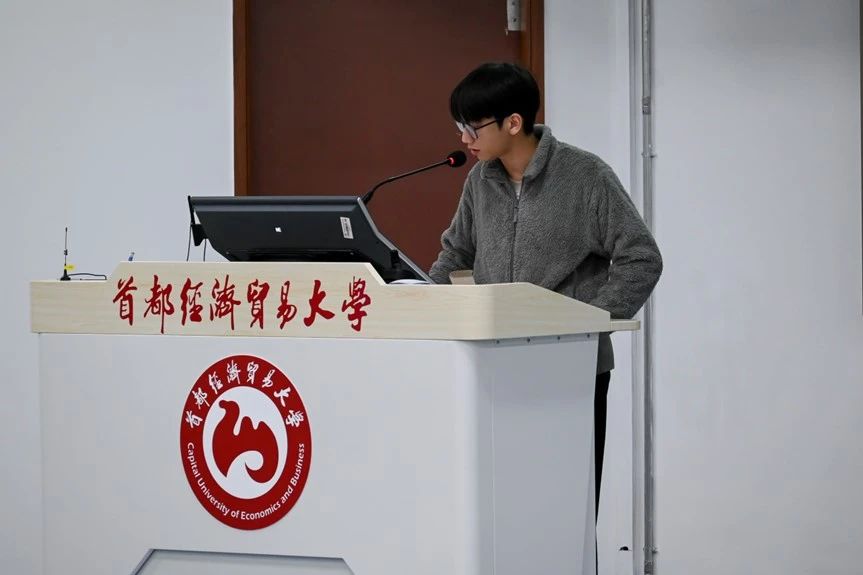 制服做爱