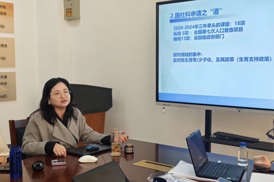 制服做爱
