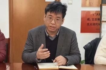 制服做爱